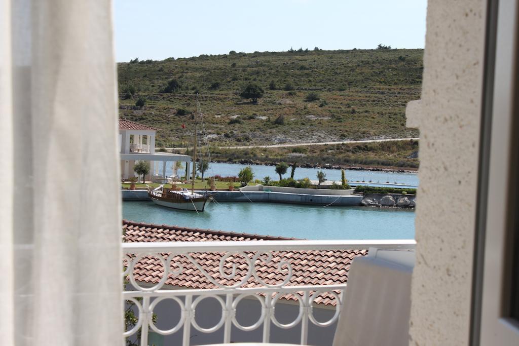 Port Villa Deniz Alaçatı Exteriör bild